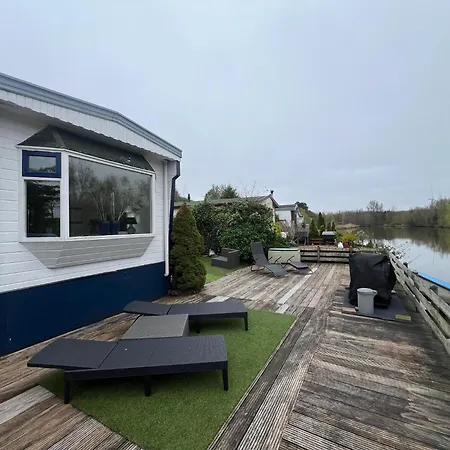 Cosy With Garden, Cleaning Included * Ooltgensplaat
